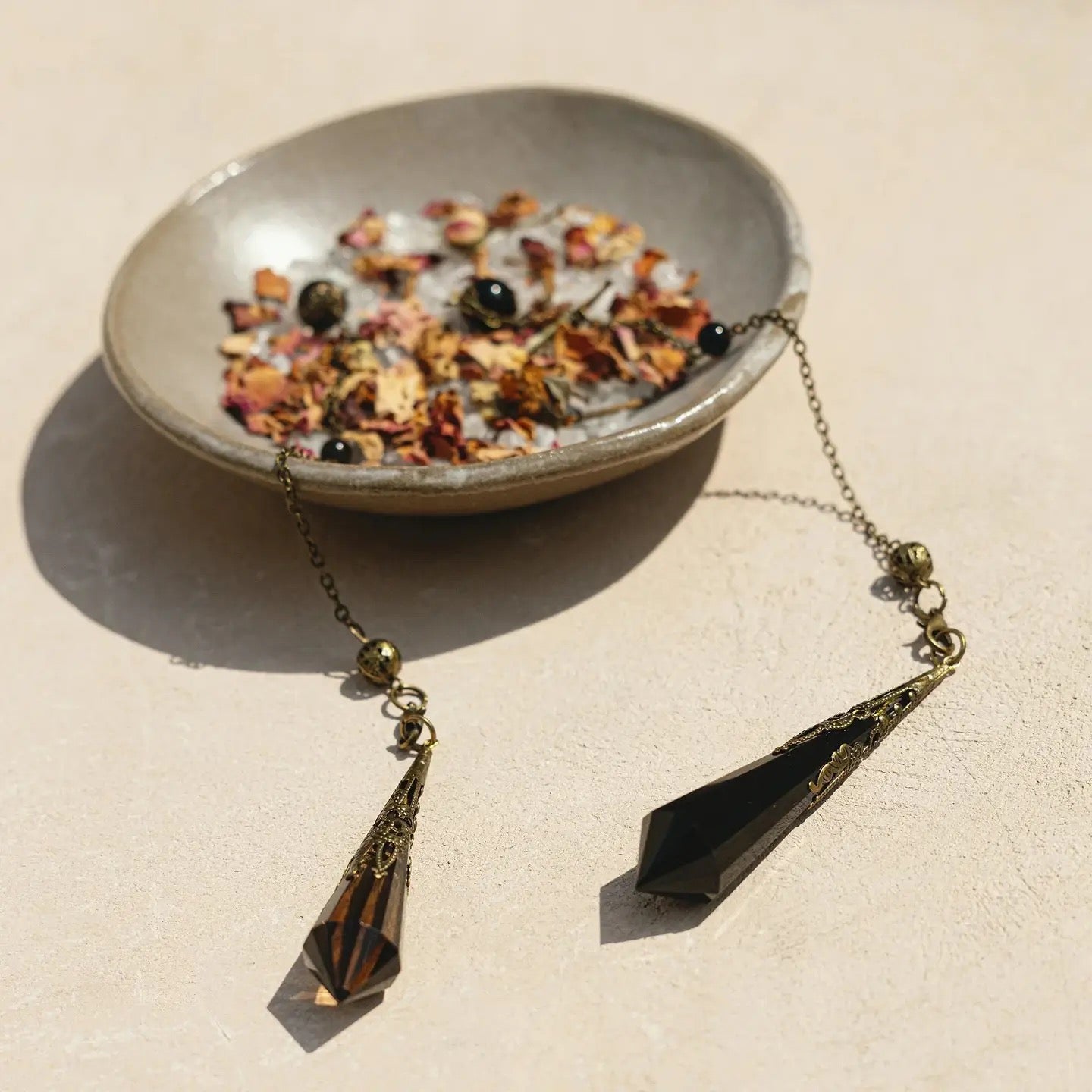 NATURAL OBSIDIAN DIVINATION PENDULUM