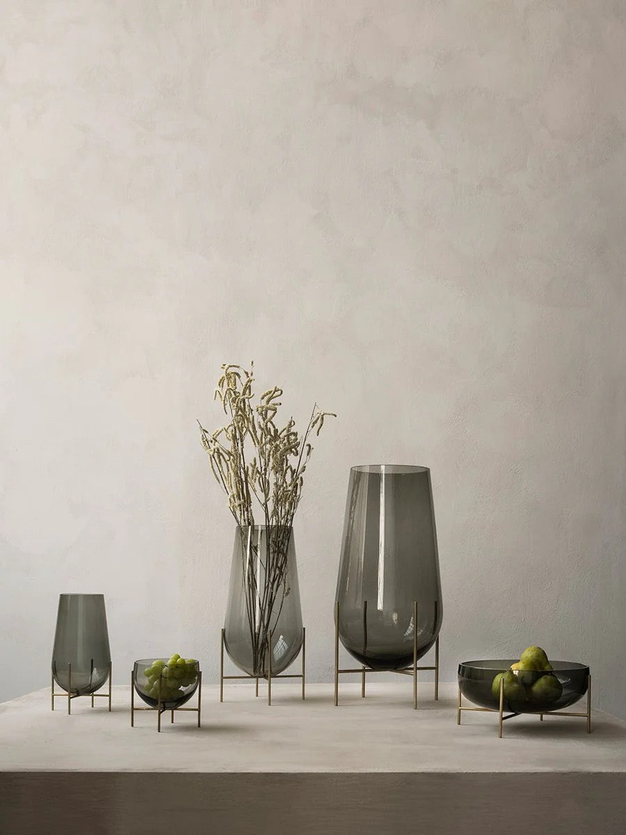 ÉCHASSE VASE GLASS, MEDIUM - SMOKE/BRUSHED BRASS