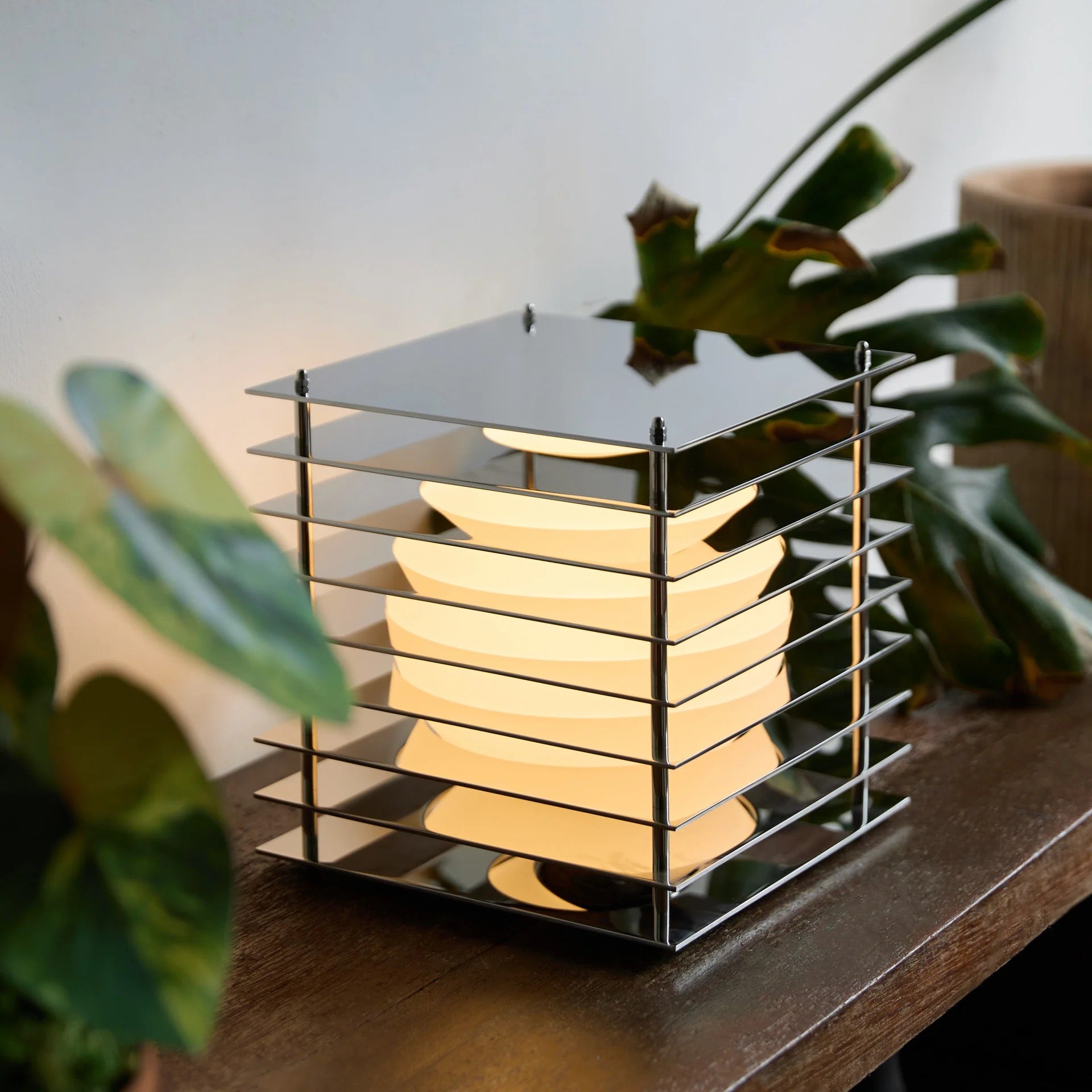 LOP BIG SQUARE IN MIRROR POLISHED STAINLESS STEEL
