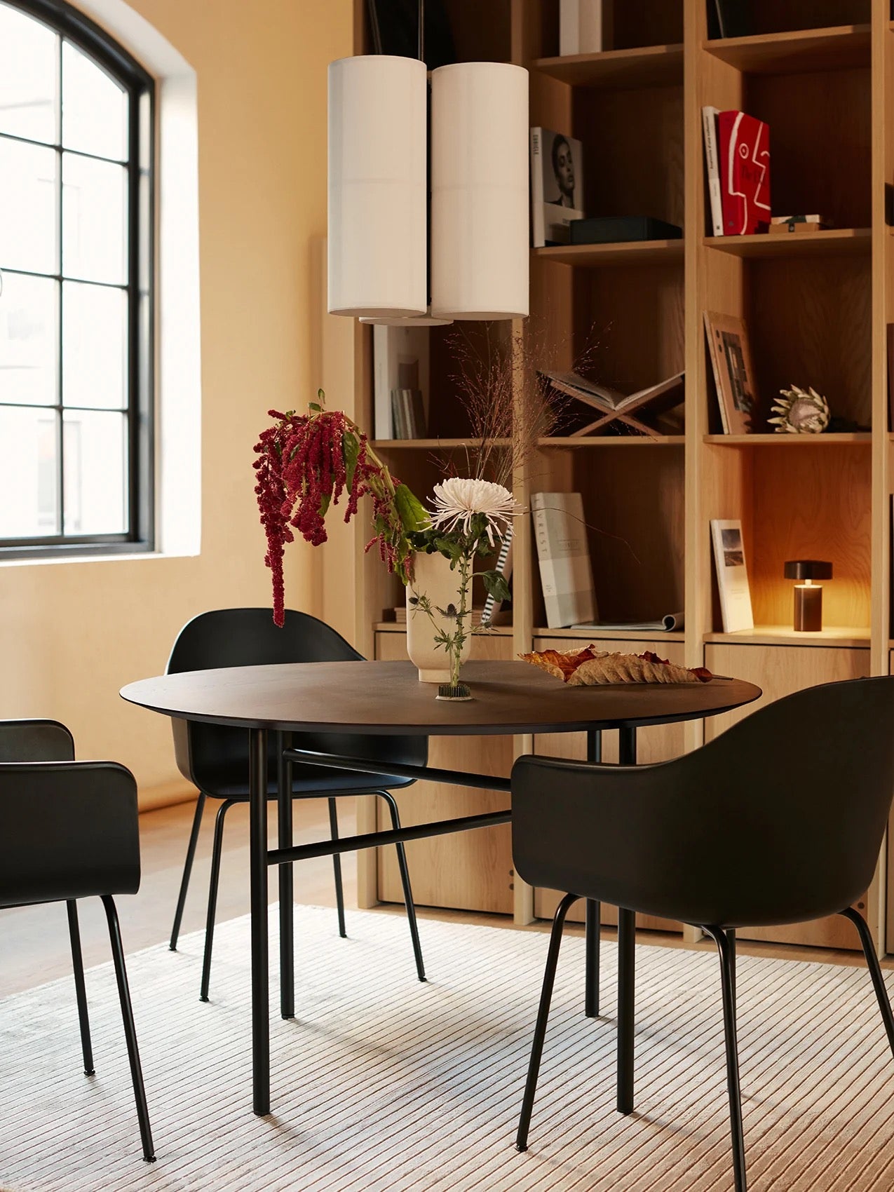 SNAREGADE DINING TABLE | ROUND | On Order