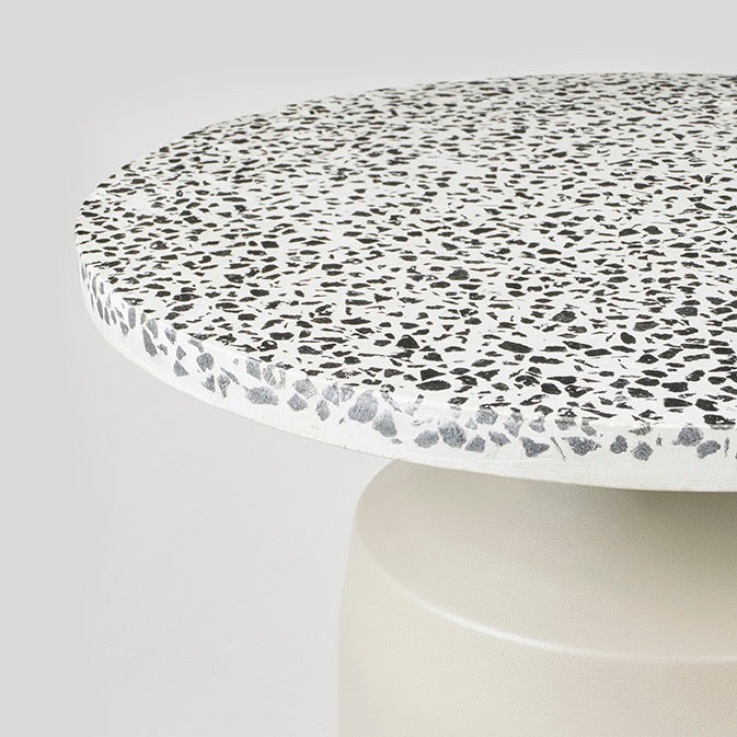 AGARI TABLE