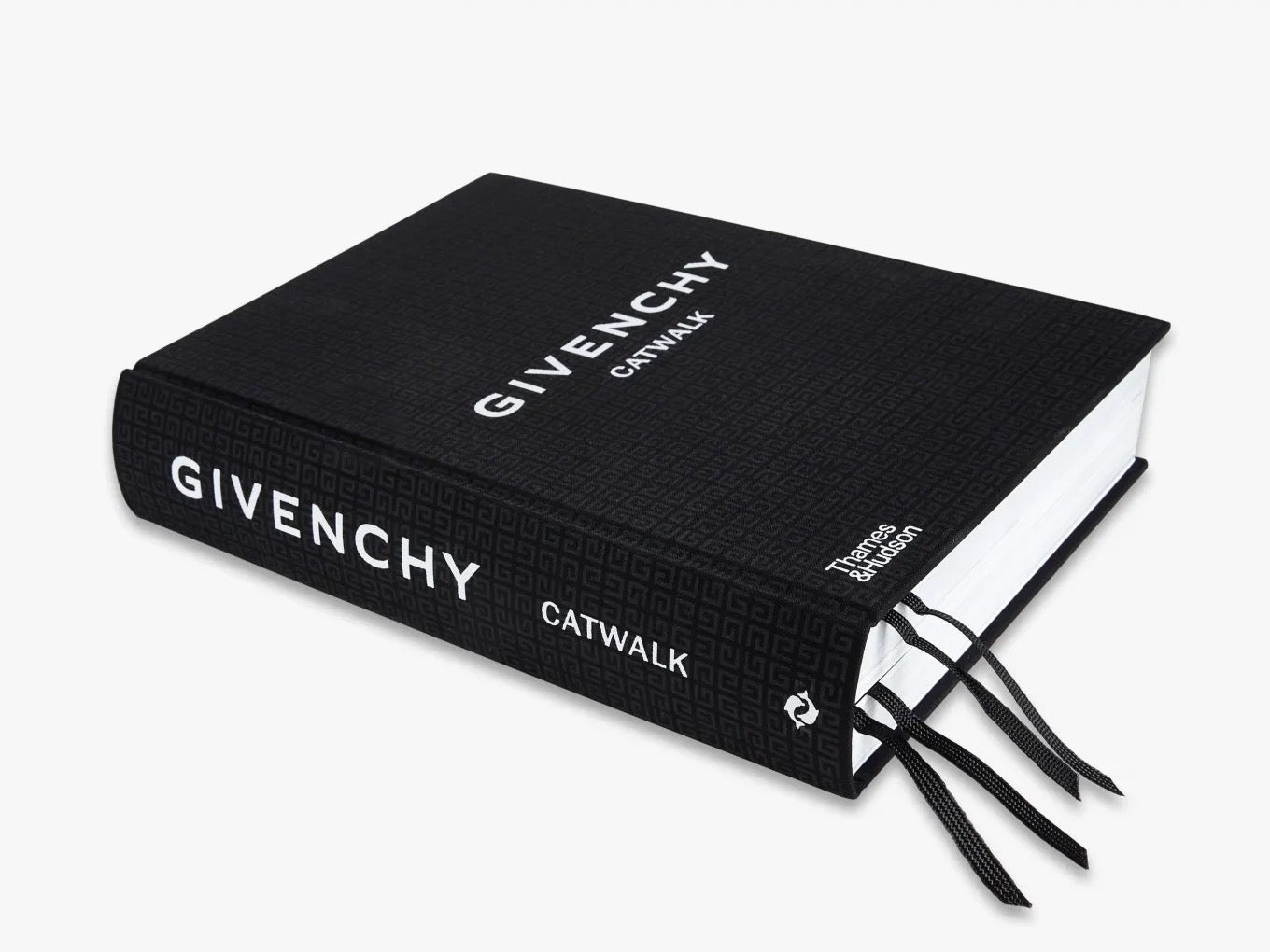 GIVENCHY CATWALK