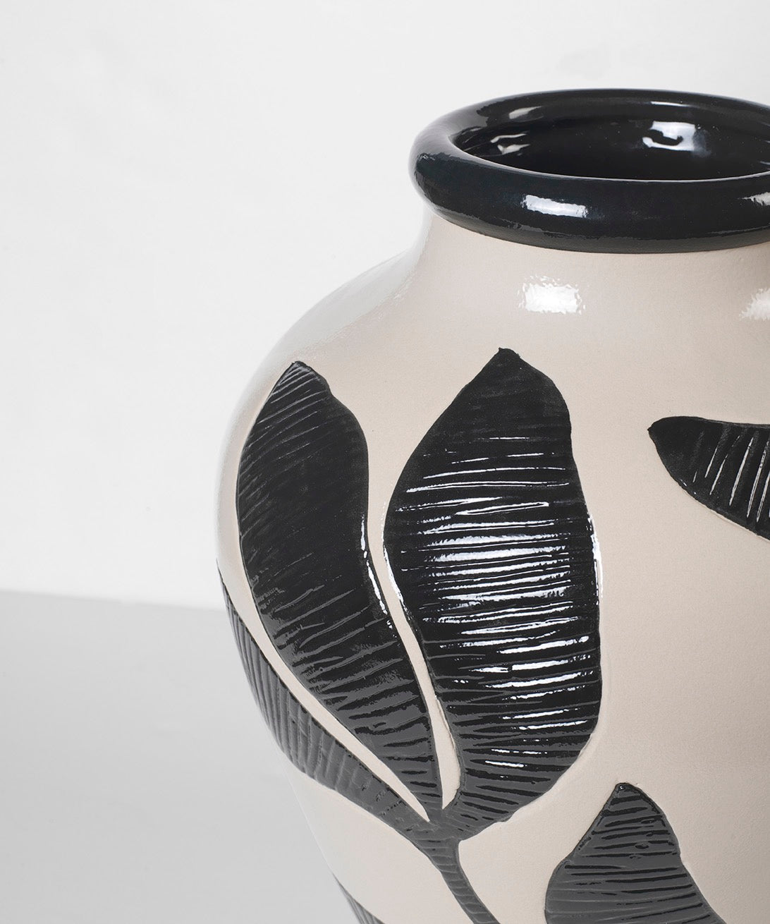 HERBERT VASE L