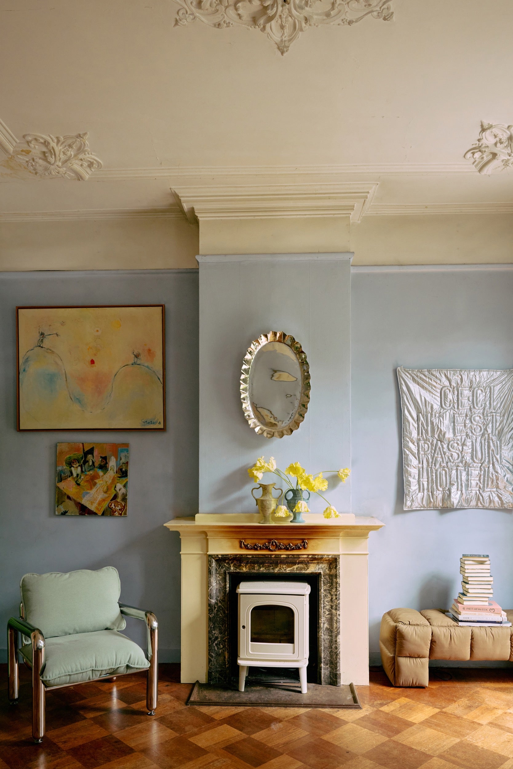 PUFFY LOBBY BENCH | On Order