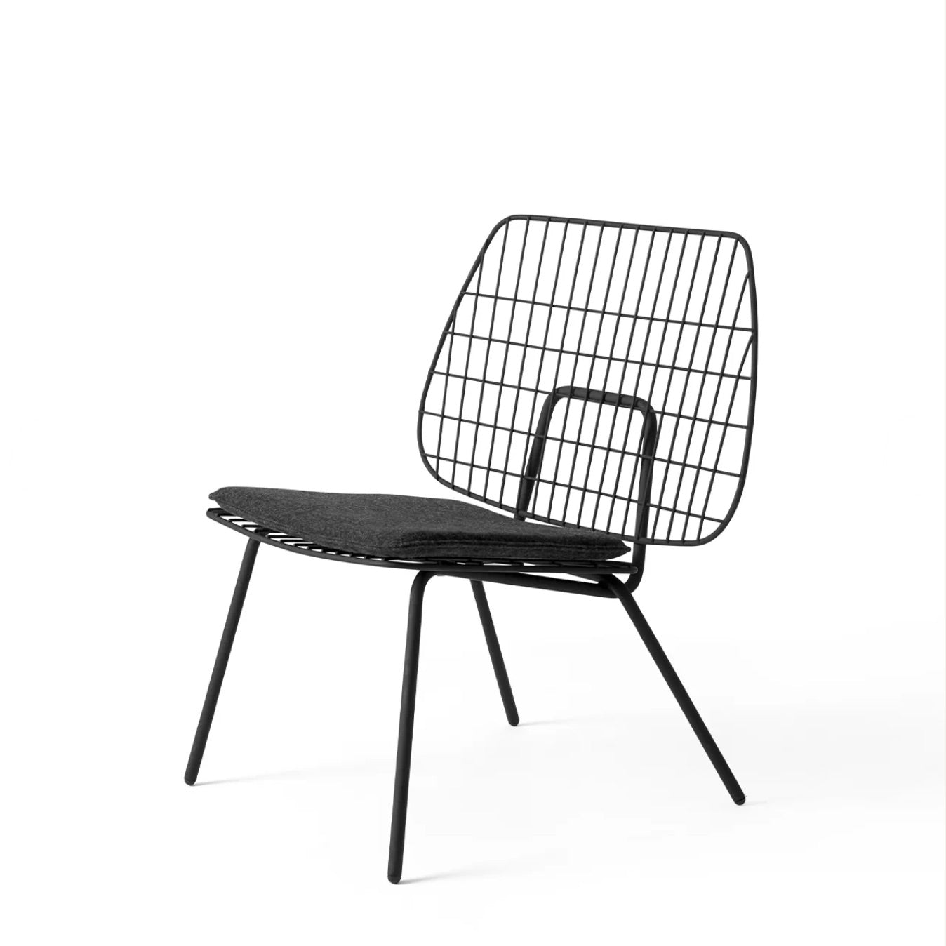 WM STRING LOUNGE CHAIR | On Order