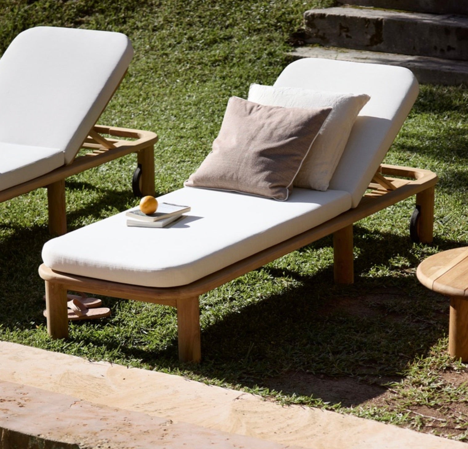 SUNBED | TEAK | On Order
