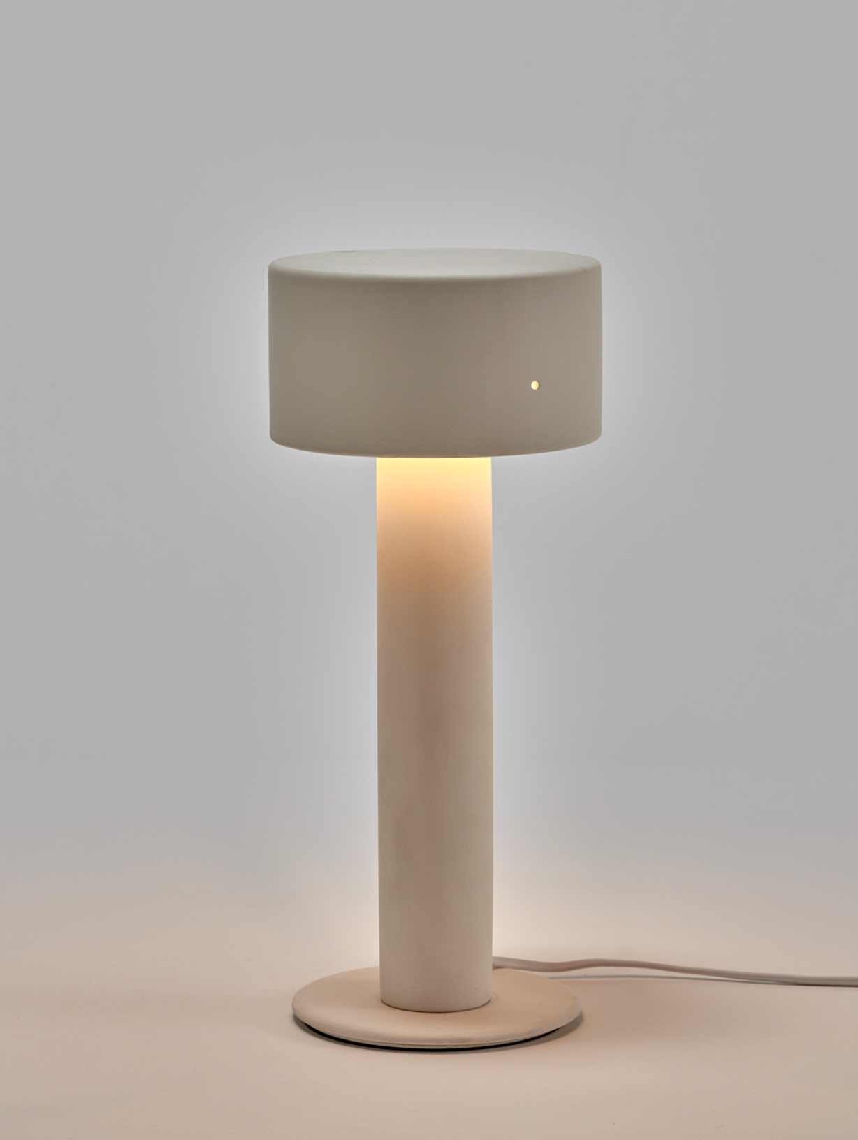 TABLE LAMP BEIGE CLARA 02