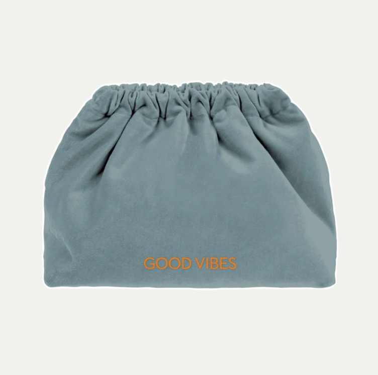 VELVET CLUTCH BAG - GOOD VIBES