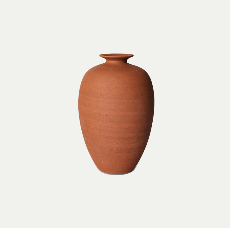 HK OBJECTS: TERRACOTTA VASE