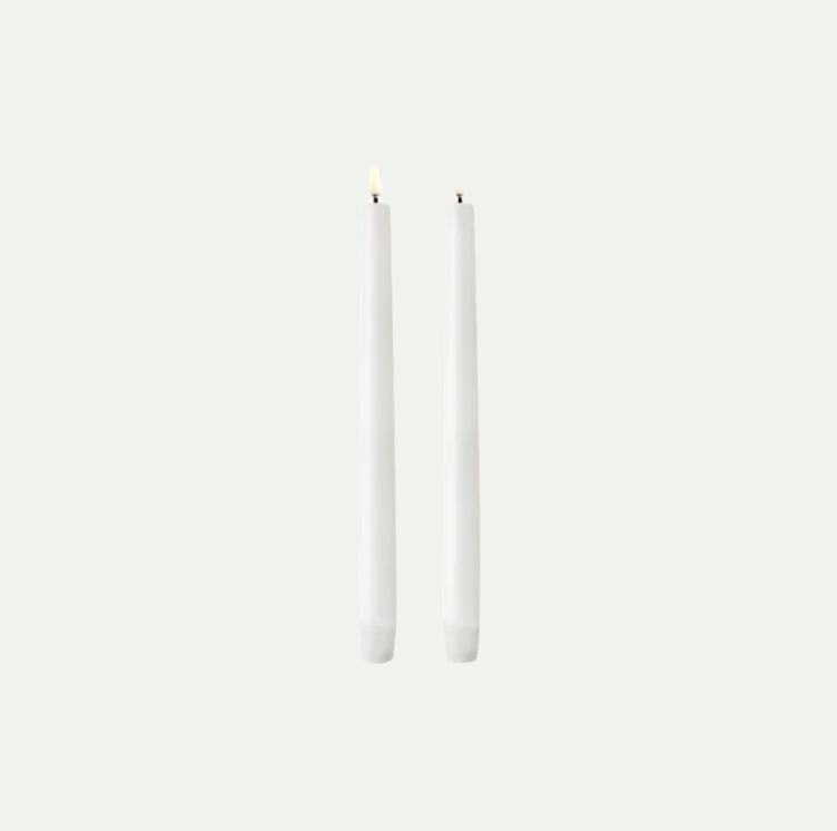CLASSIC LED TAPER CANDLES WHITE | 2.3 x 25 CM | SET OF 2