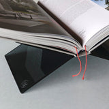 NM BOOKSTAND X SMOKED